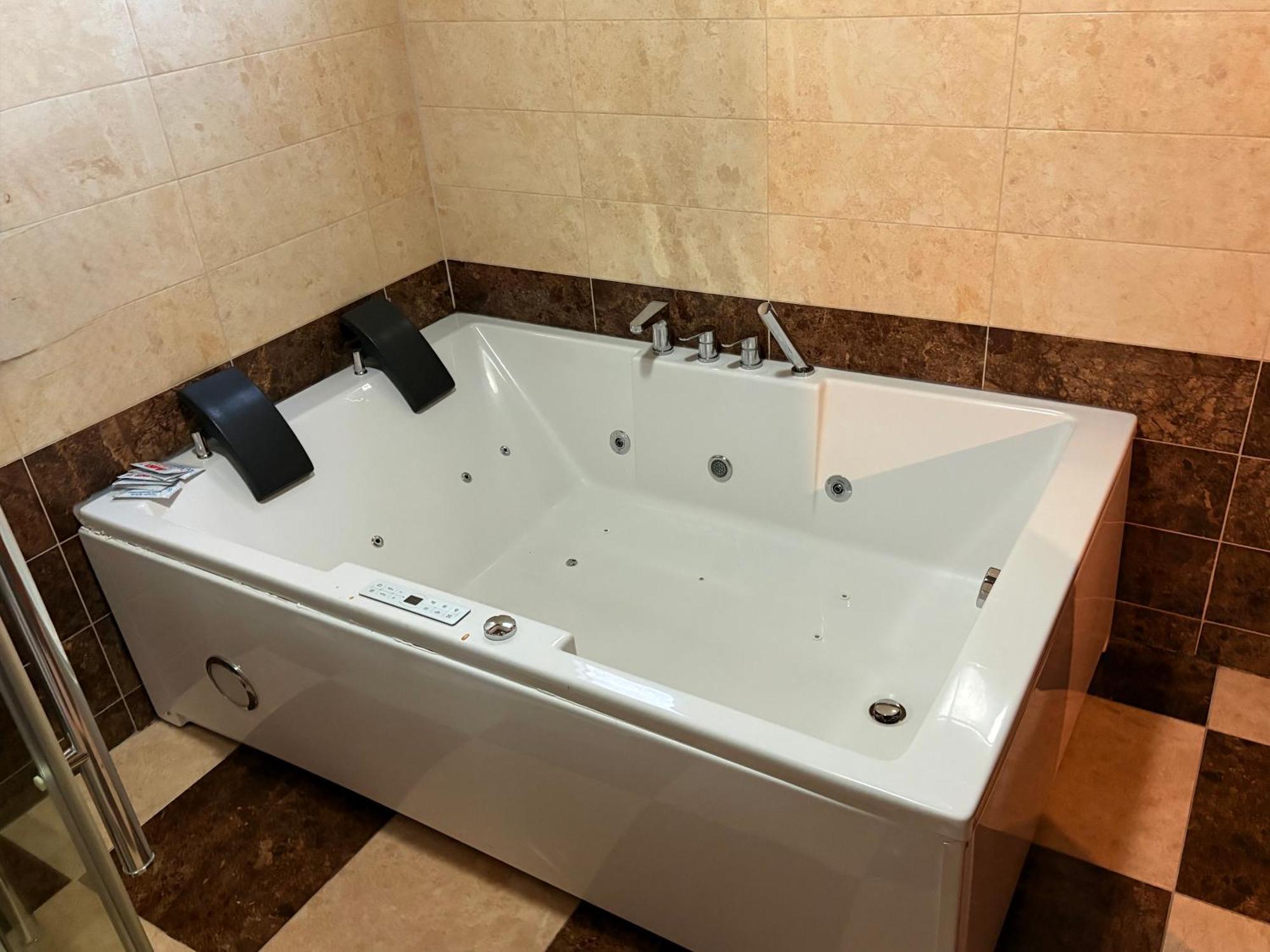 Hotel Europa 92 Ferizaj Exteriér fotografie