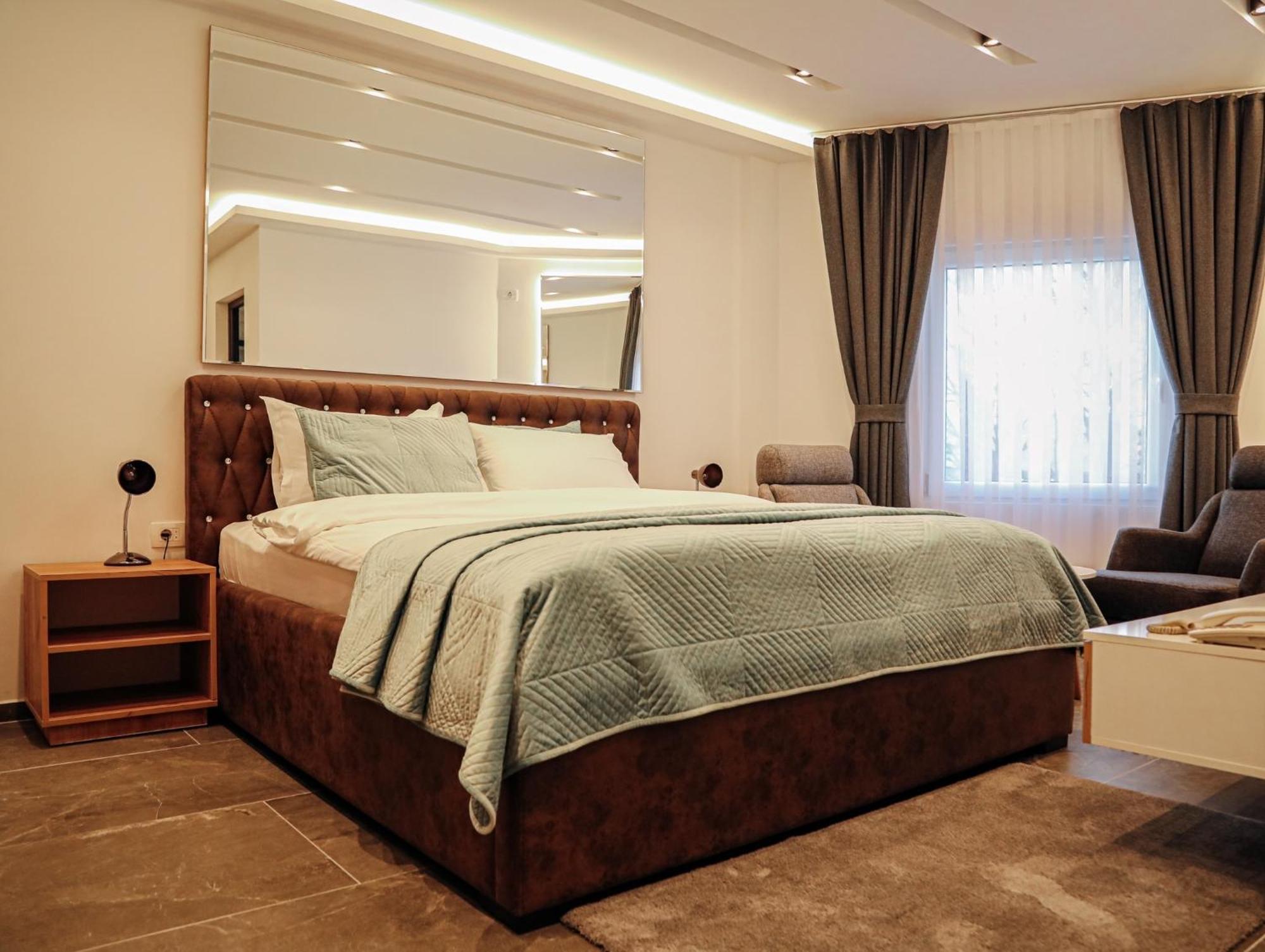 Hotel Europa 92 Ferizaj Exteriér fotografie