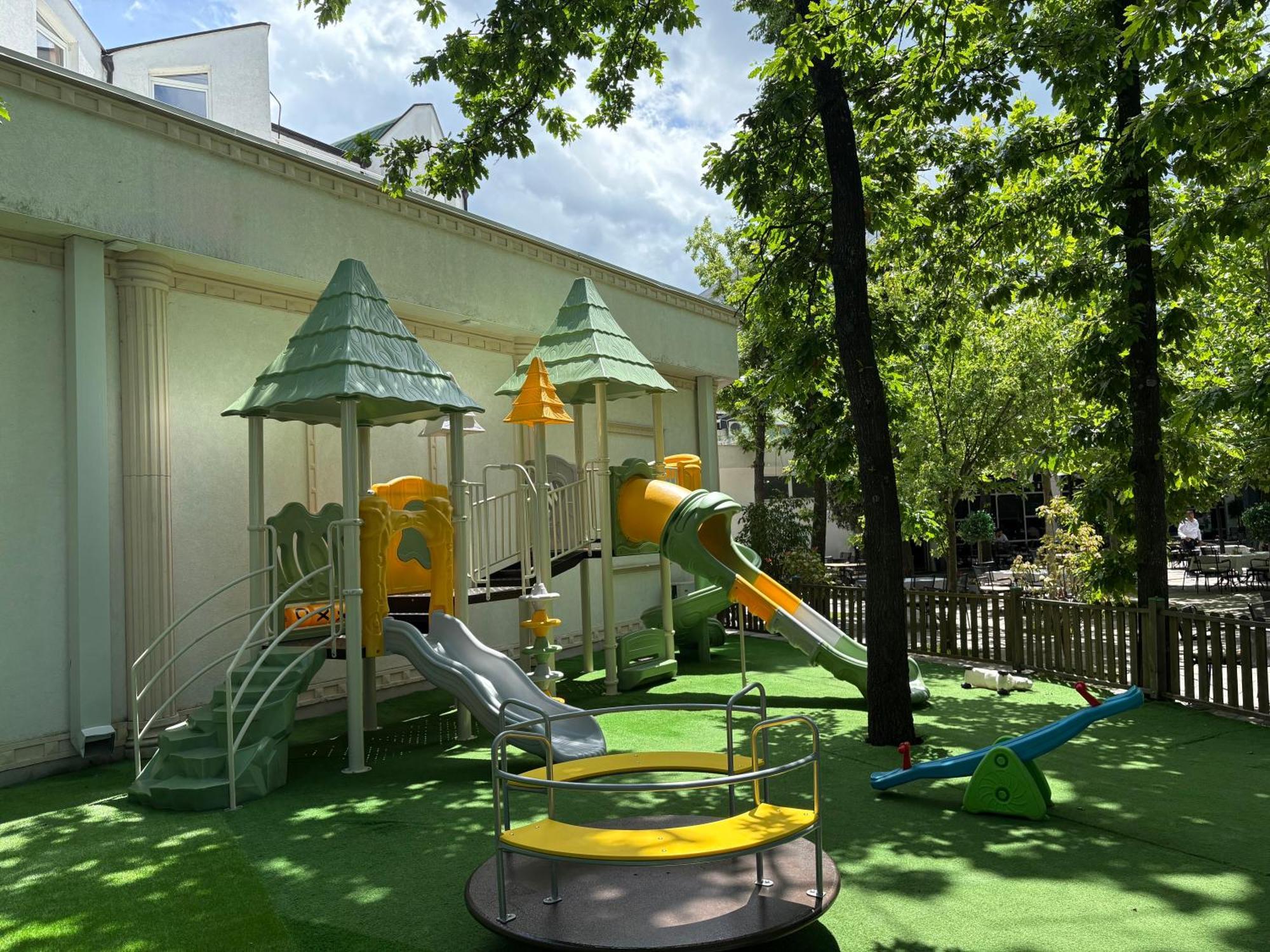 Hotel Europa 92 Ferizaj Exteriér fotografie